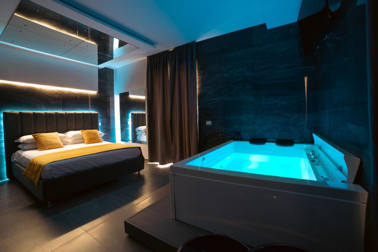 Intimity Luxury Rooms Qualiano Exterior photo
